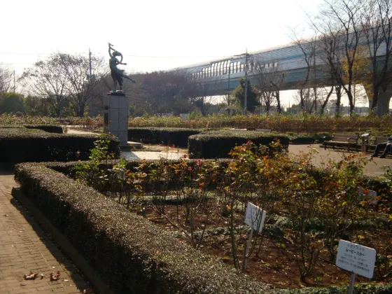Yono Park, photo 2
