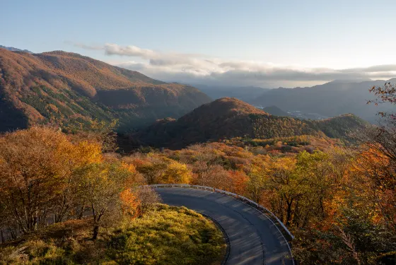 Autumn leaves at Irohazaka and Lake Chuzenji (Nikko)